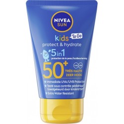 NIVEA Crème solaire Lait Enfant Spf 50+ Protection et Hydrate Peau Sensible Sun le tube de 50ml